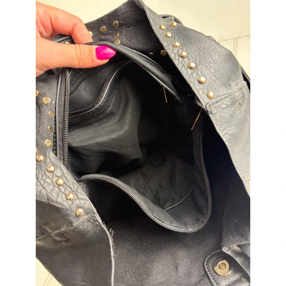 Vintage Y2K Boho Black Leather Studded Slouchy Hobo Chic Shoulder Bag Purse